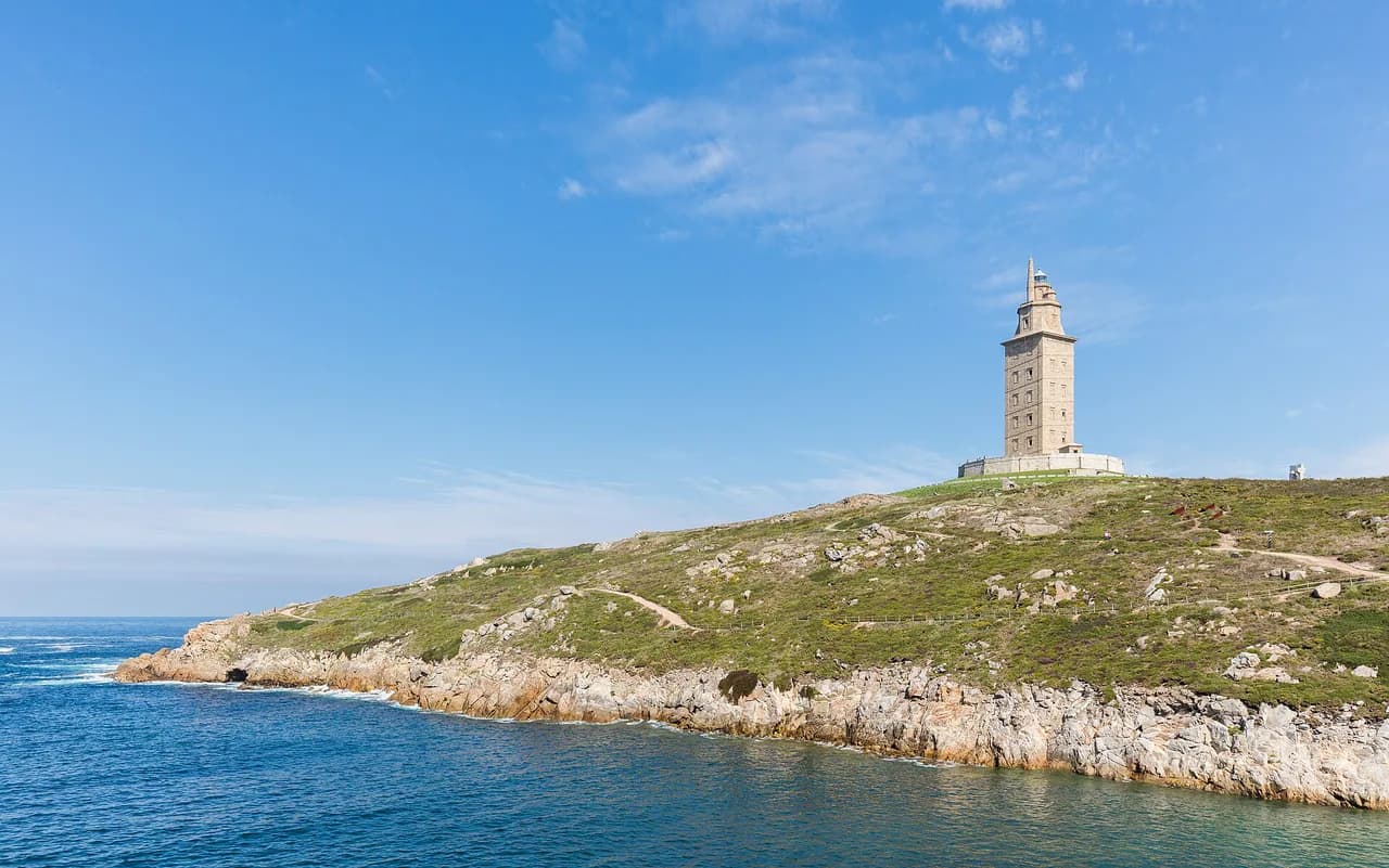 La Coruña Cruise Port: Dock and Day Plan Guide