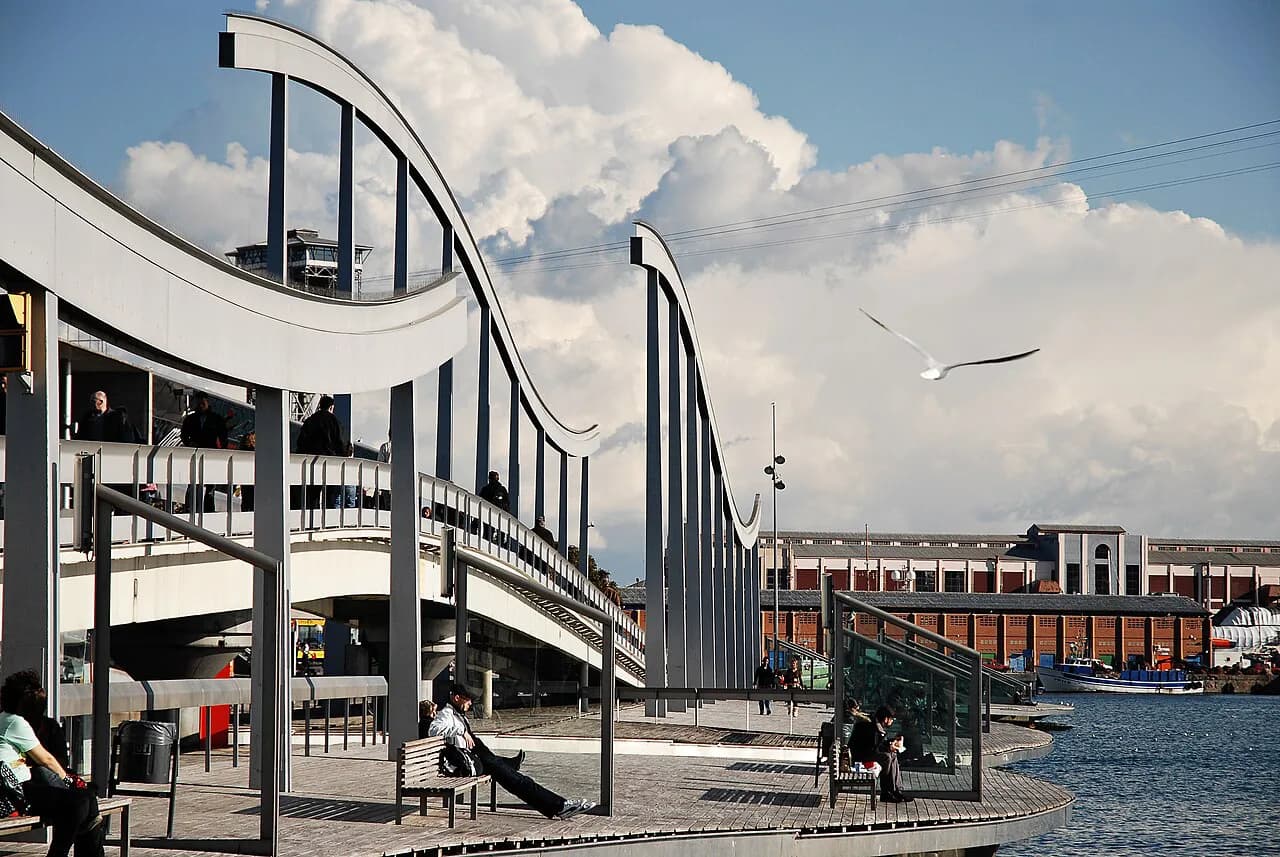 Barcelona Cruise Port: Terminals and Port-Day Planning