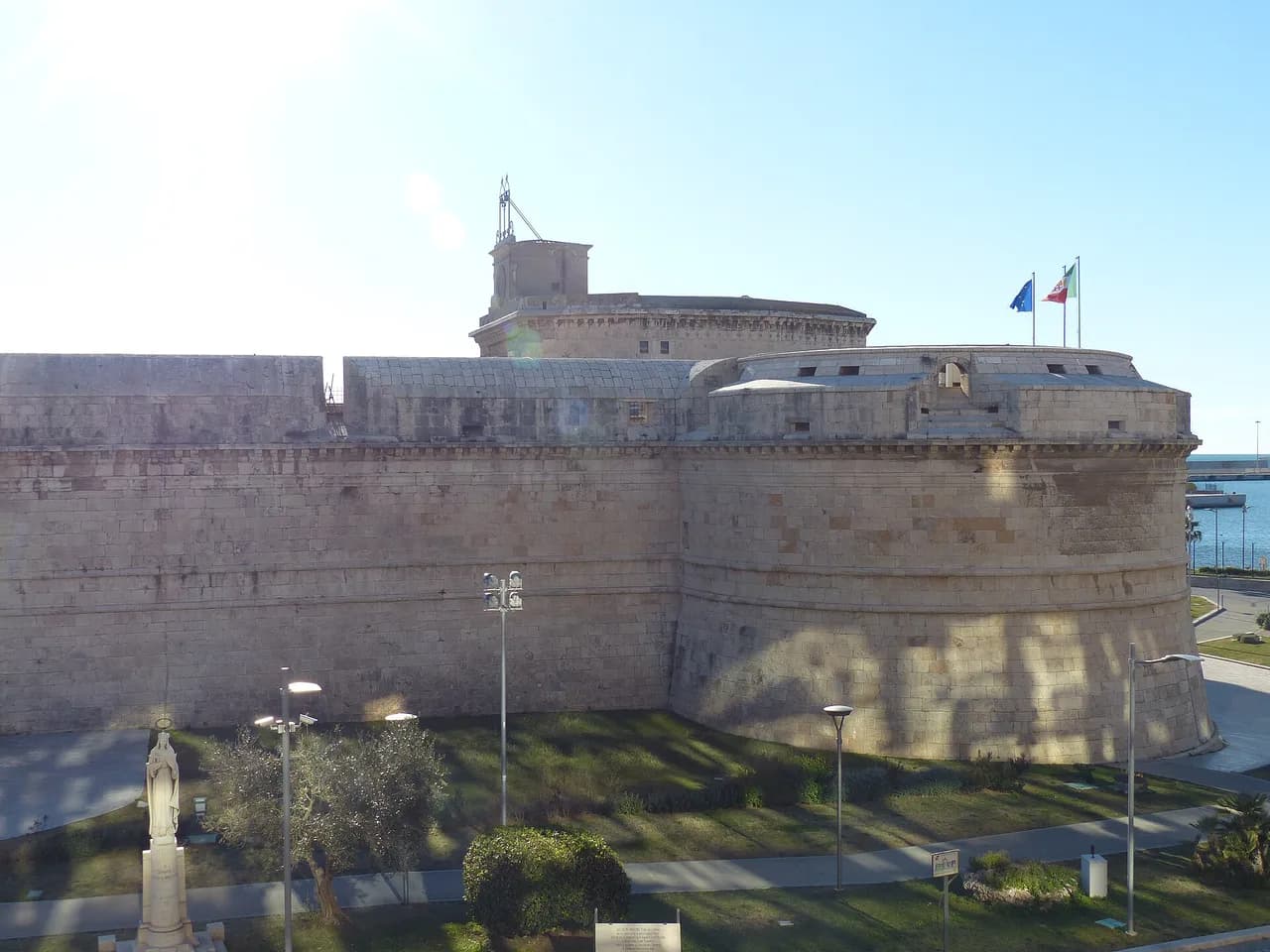 Civitavecchia Cruise Port Car Rental: Pickup Near Ship