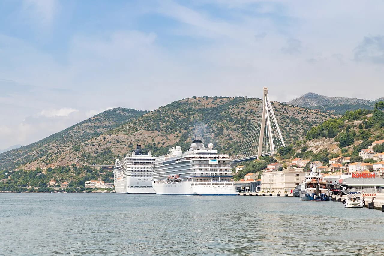 Cruise Ports in Croatia: Where Ships Dock and What Fits a Port Day