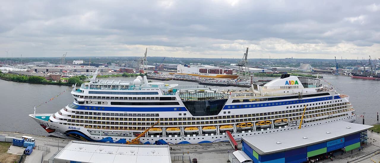 Hamburg Cruise Terminal Parking: Where to Park & Decide