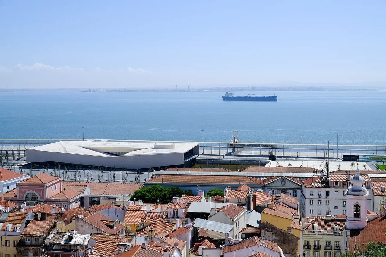 Lisbon Cruise Port to Airport: Transfers, Taxis and Timing