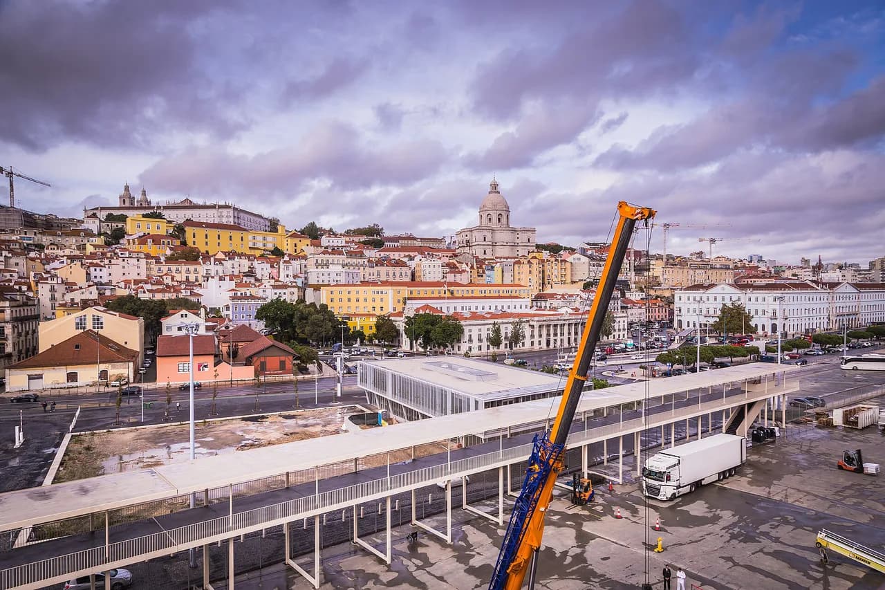 Lisbon Cruise Port: Terminals, Getting to Town and Port Days