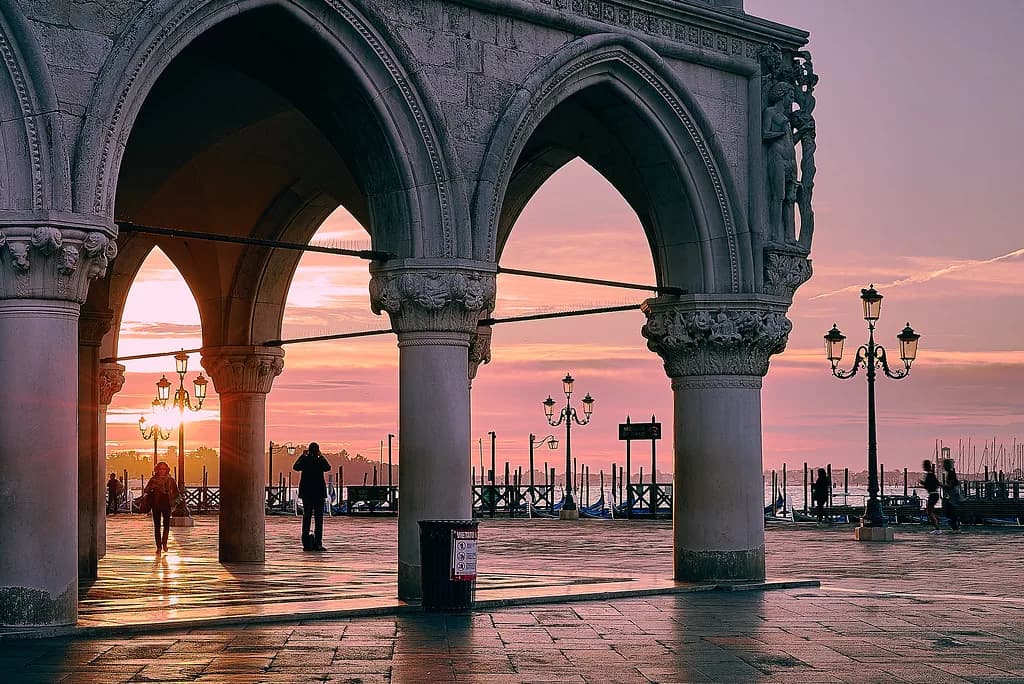 Ravenna Cruise Port to Venice: Transfer and Train Options