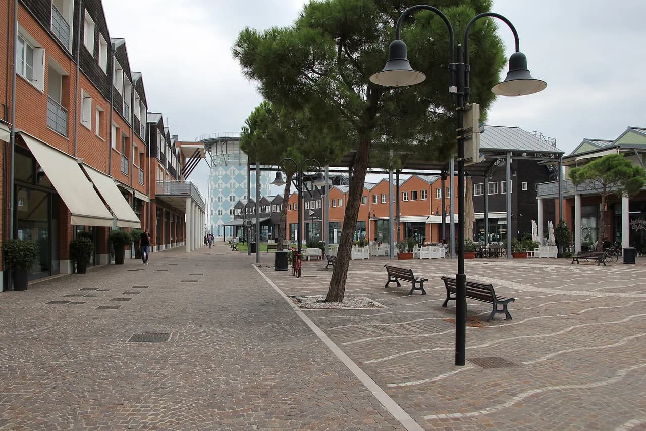 Ravenna Cruise Port Guide: Terminals, Shuttles and Day Plans