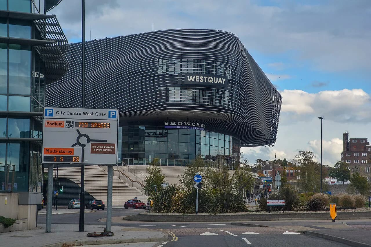 Southampton Airport to Cruise Port: Train, Taxi or Bus