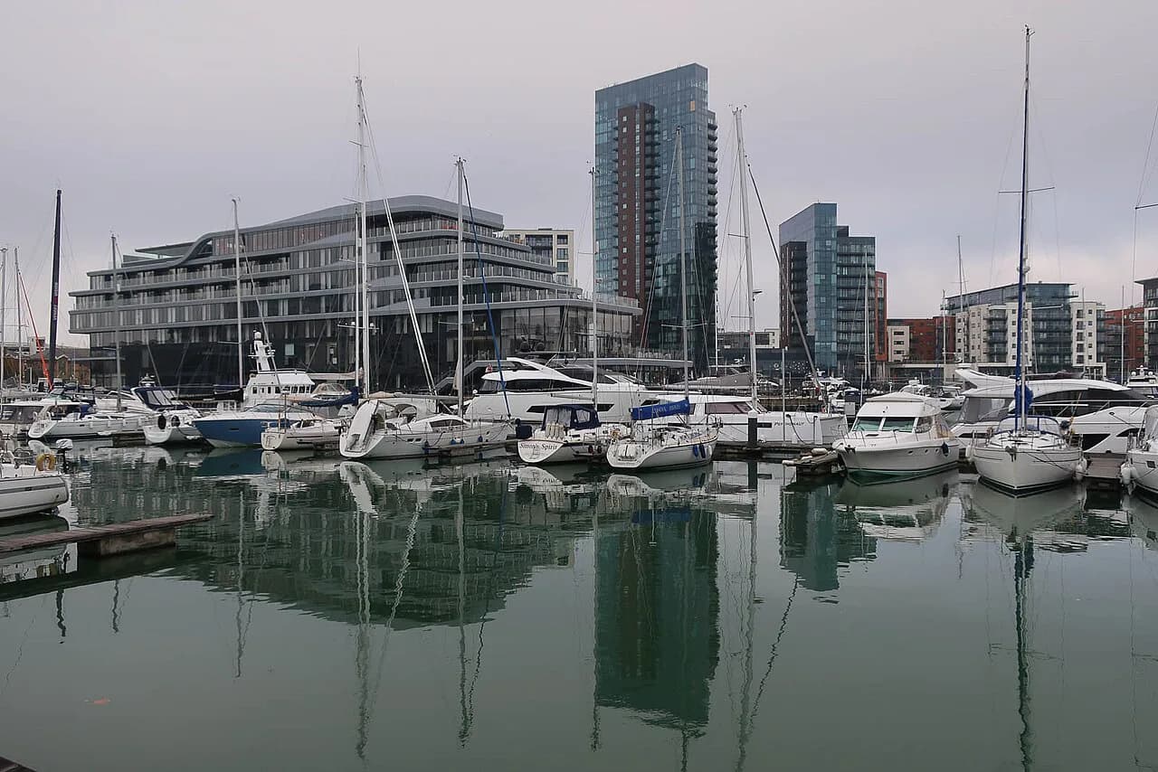 Car Hire at Southampton Cruise Terminal: Port-Day Guide