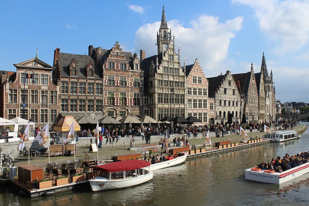 Zeebrugge Cruise Port to Ghent: Train, Tram and Tour Options