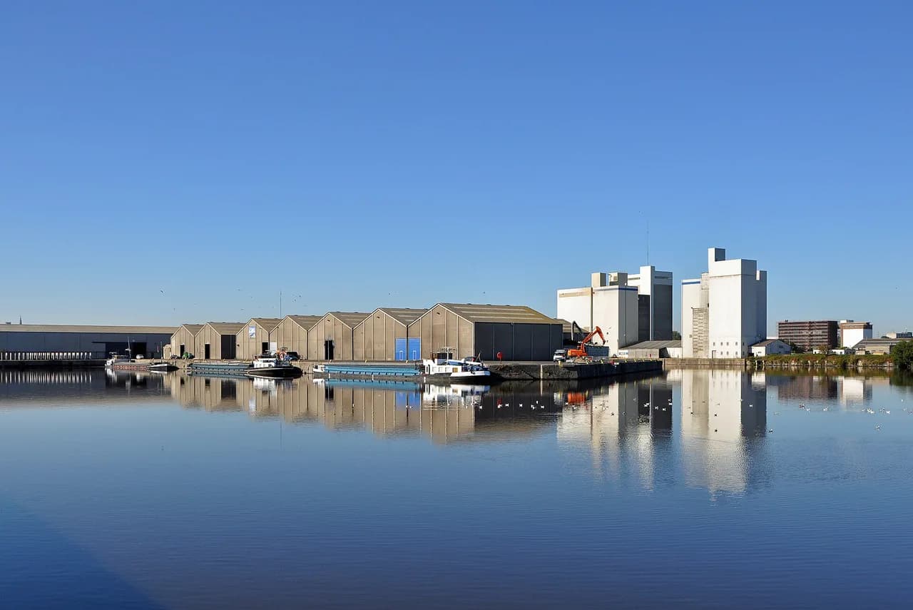 Zeebrugge Shore Excursions: Bruges, Ghent, Brussels Compared