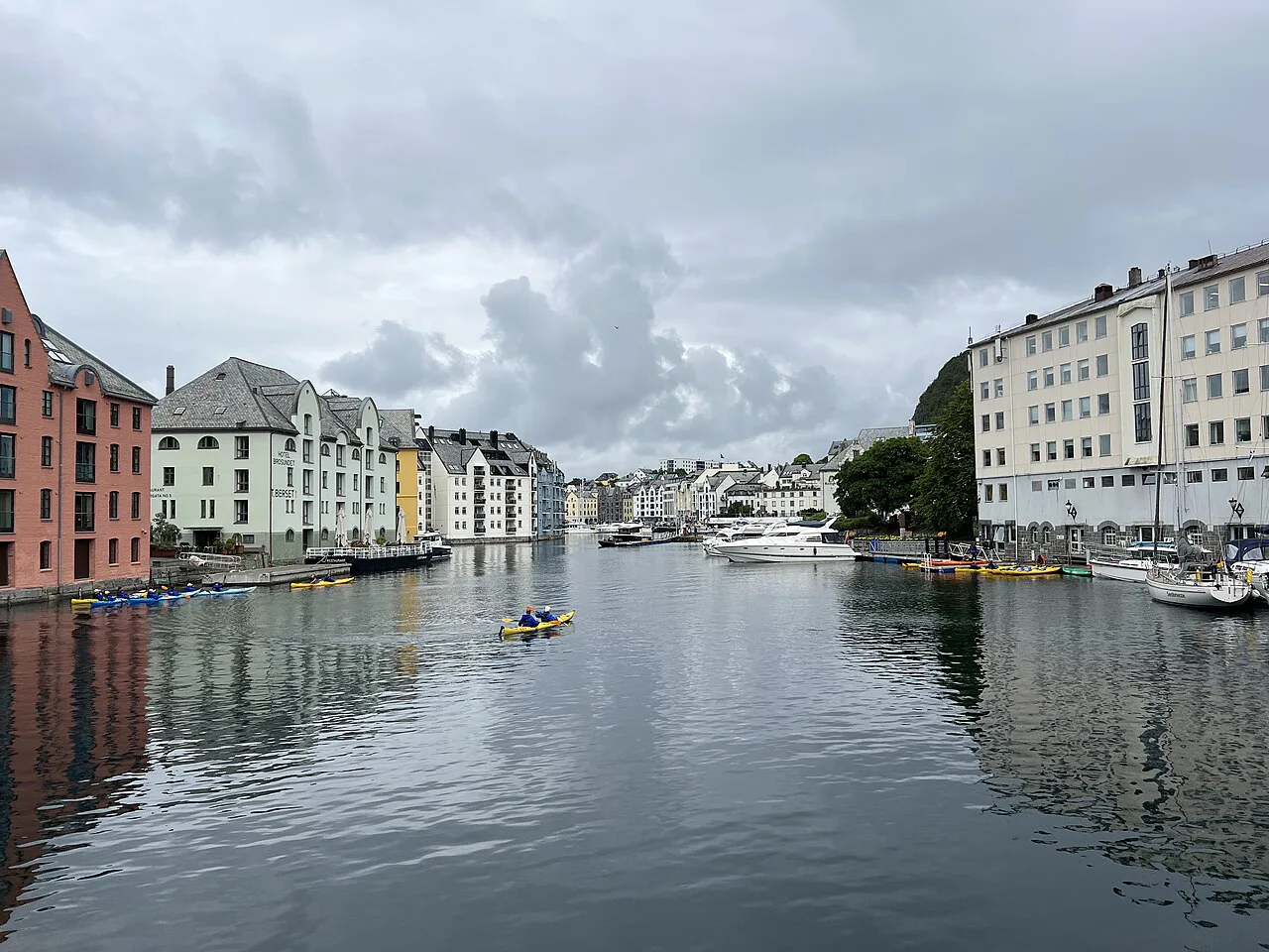 Ålesund Ålesundet lub