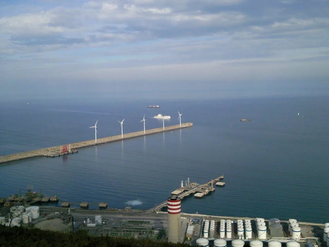 Superpuerto de Bilbao - panoramio