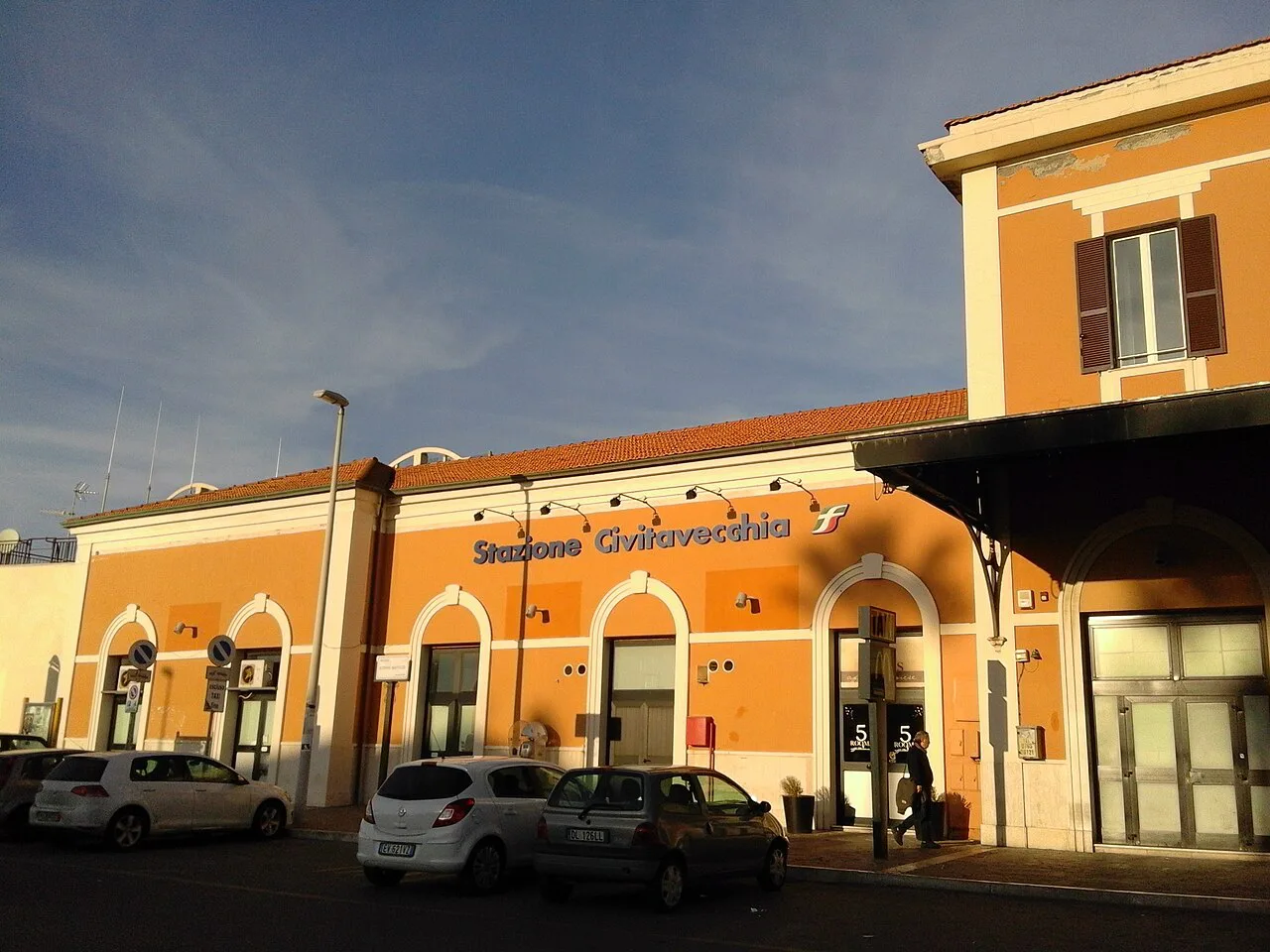 Civitavecchia train station