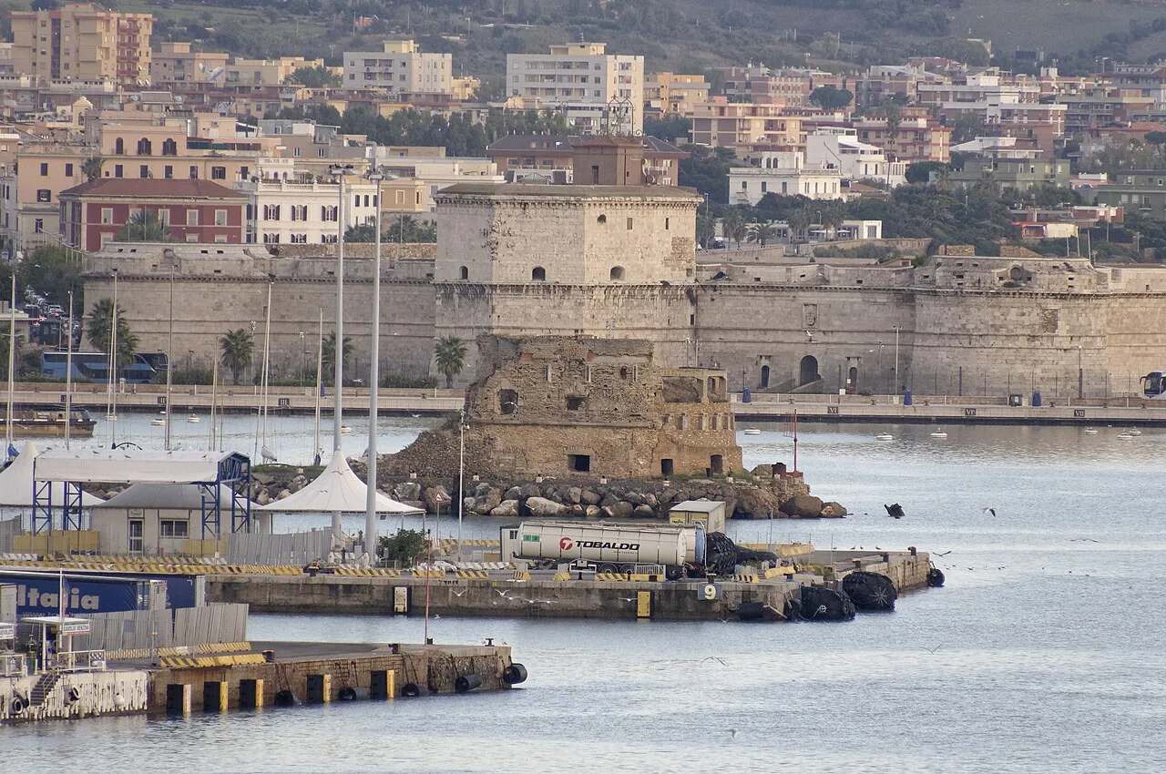 Civitavecchia -Porto e Navi- by-RaBoe, Europe
