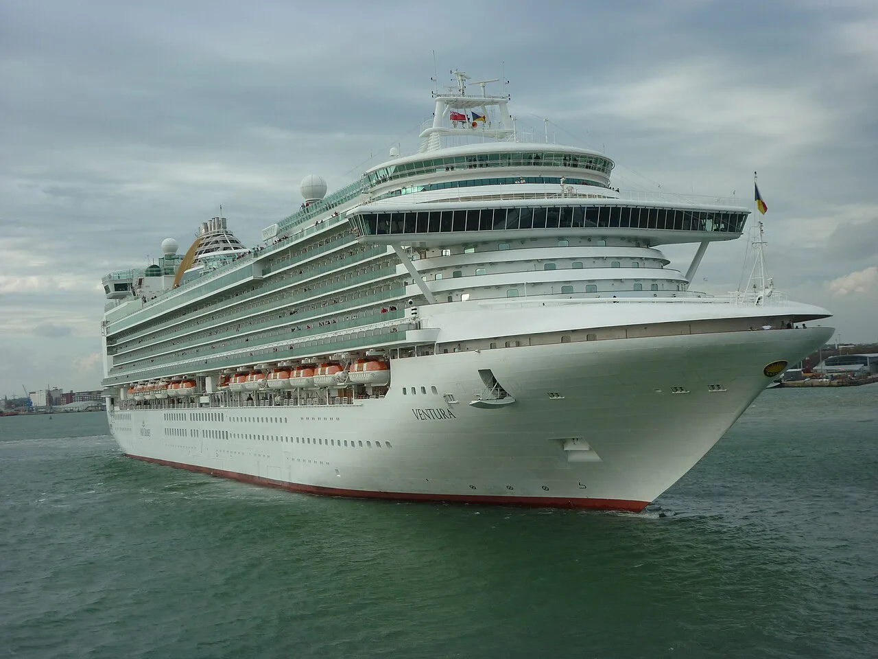 P&O Cruises Ventura, Southampton Water, Europe