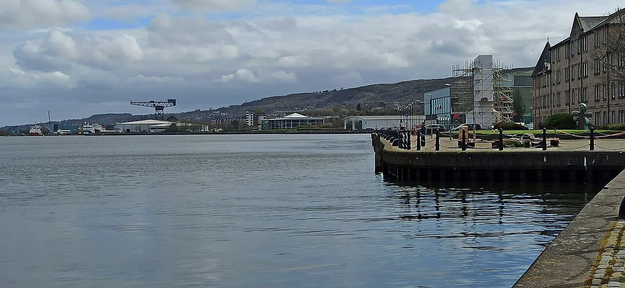 Greenock Waterfront - geograph.org.uk