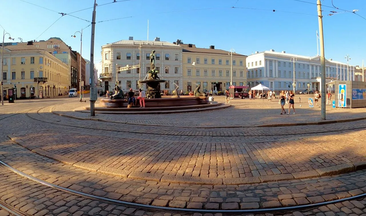 Helsinki Market Square with Havis Amanda