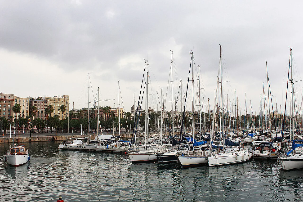 Barcelona In Other Way