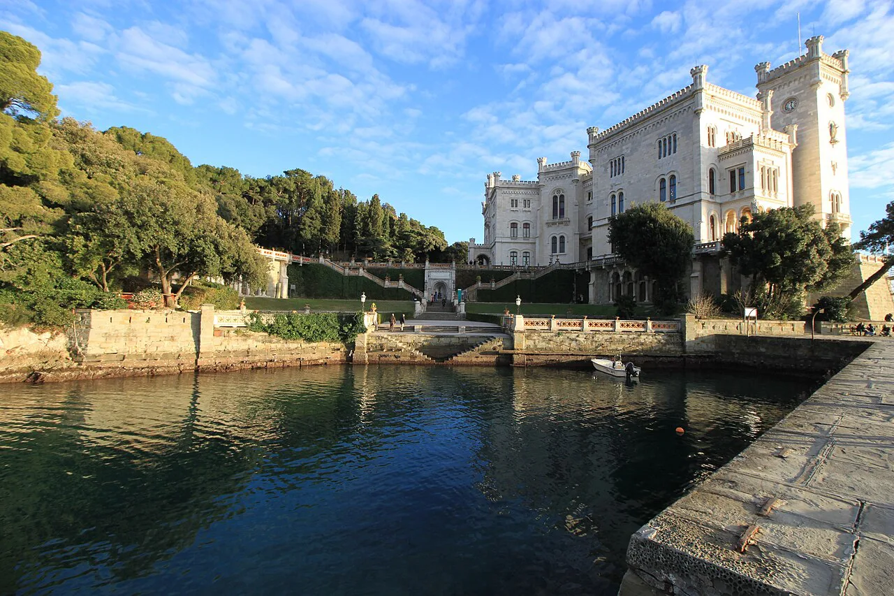 Trieste-Miramare-Porto
