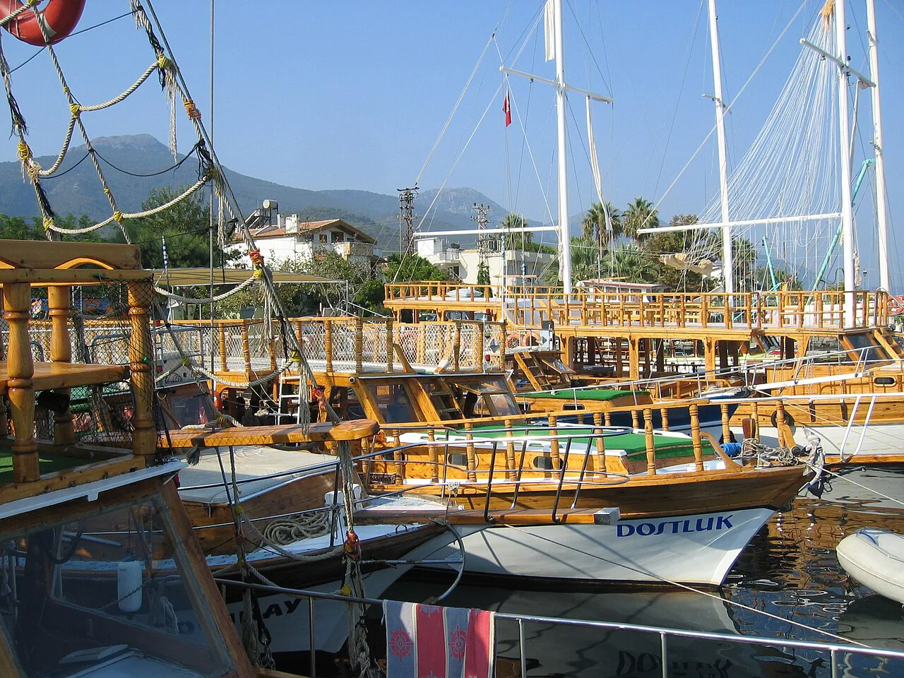 Ready 4 Samos boot tour -) - panoramio, Kuşadası