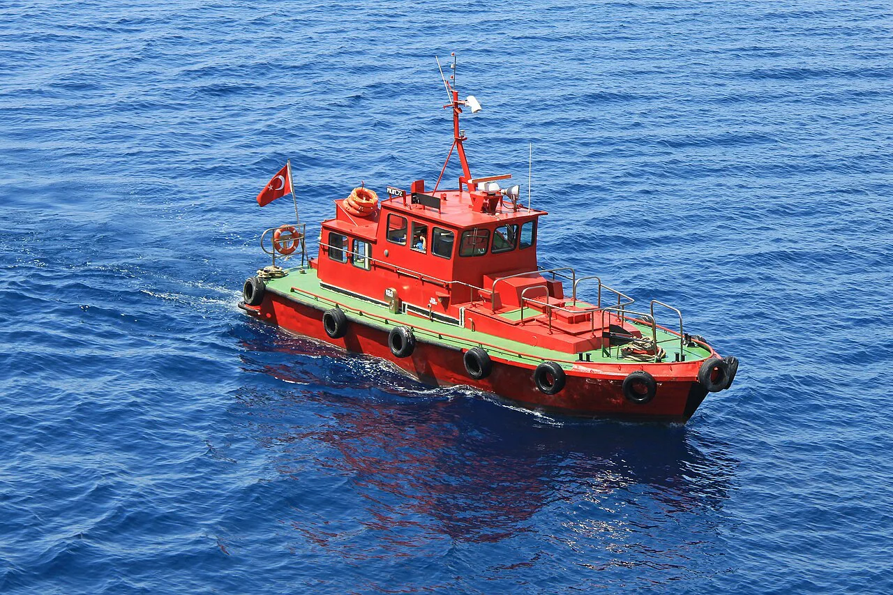 Lotsenboot Kusadasi, Kuşadası