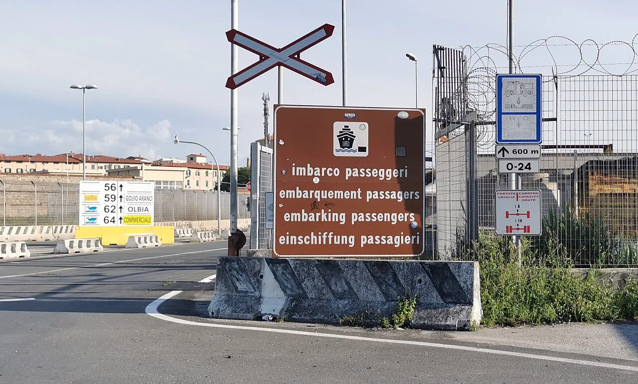 TA — Regione Toscana — Provincia di Livorno — Livorno — Port (segna) — Mattes