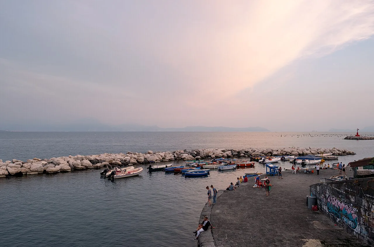 Sunset on a small harbour, Via Nazario Sauro, Naples, Italy (PPL1-Corrected) julesvernex