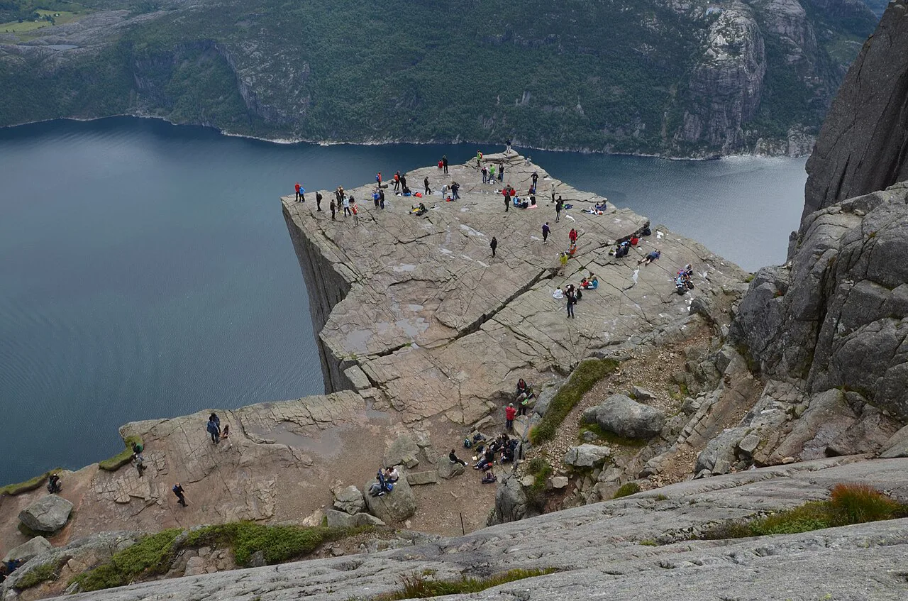 Preikestolen, Stavanger