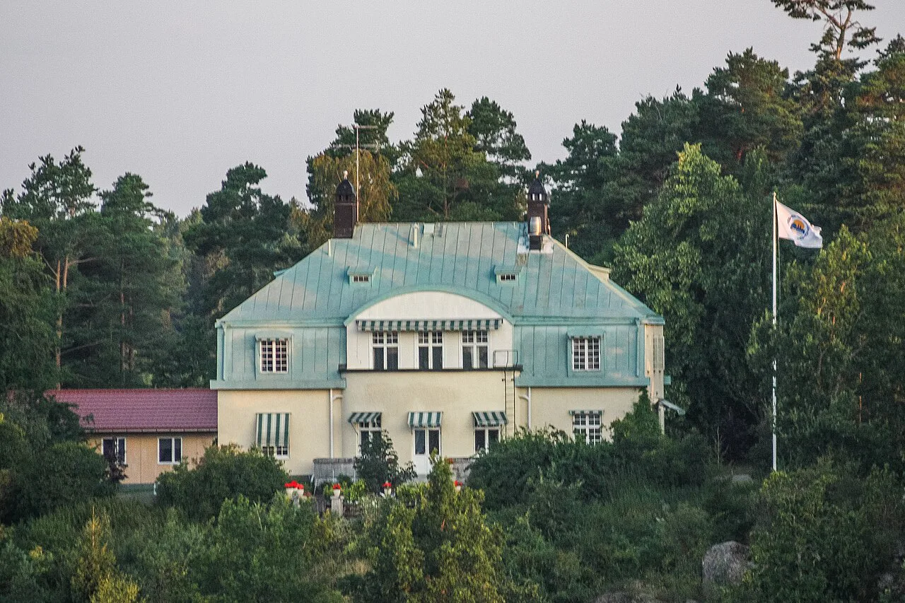 Cruisship route near Stockholm harbour