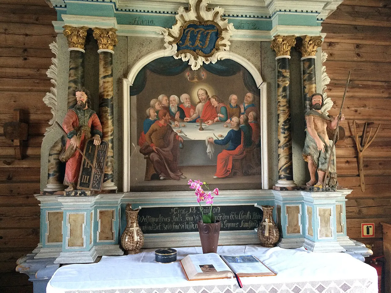 Olden Old Church Sogn og Fjordane Altarpiece
