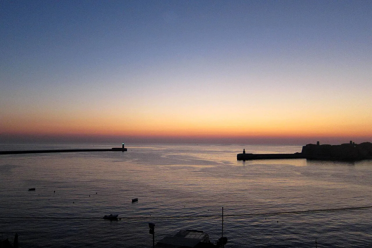 Leuchttürme des Grand Harbour von Valletta - panoramio