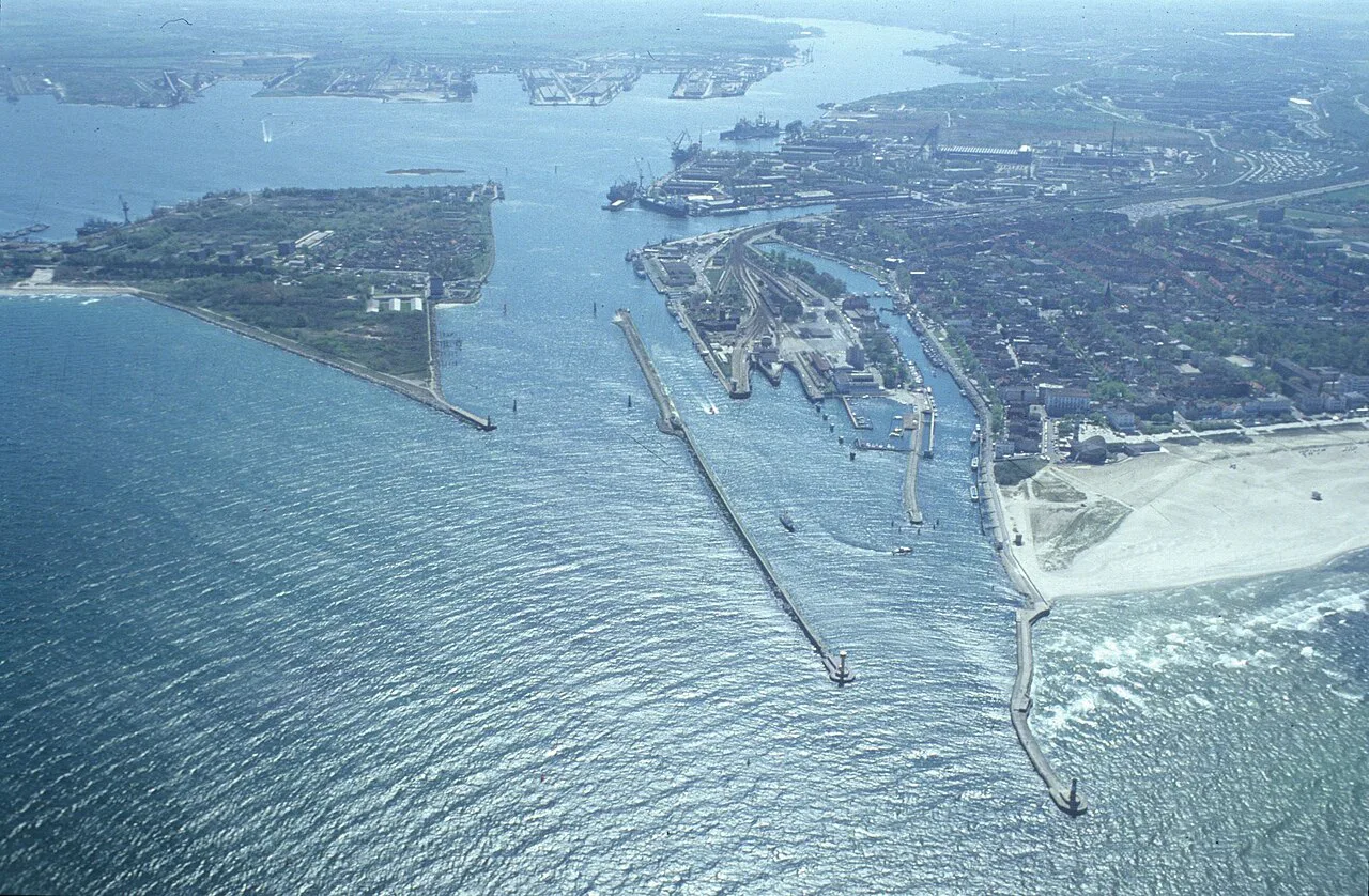 Rostock Warnemünde aerial photograph HBdia